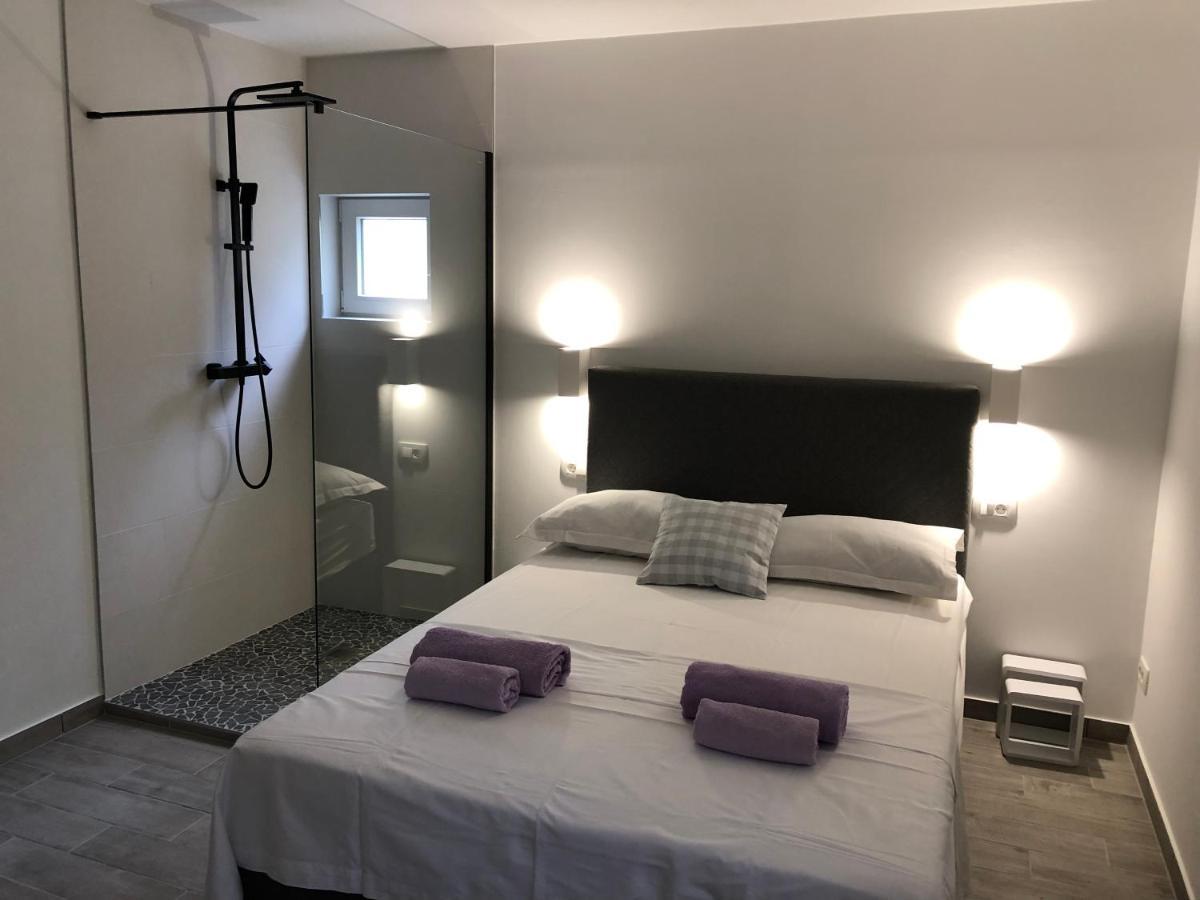 Apartmani Milka I Jozo Omis Exterior photo